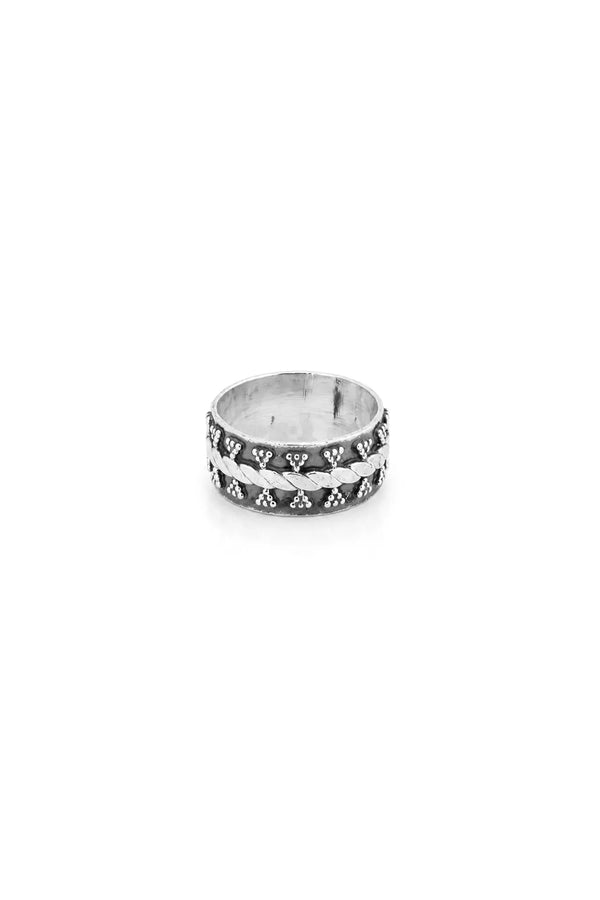 Toska Silver Ring