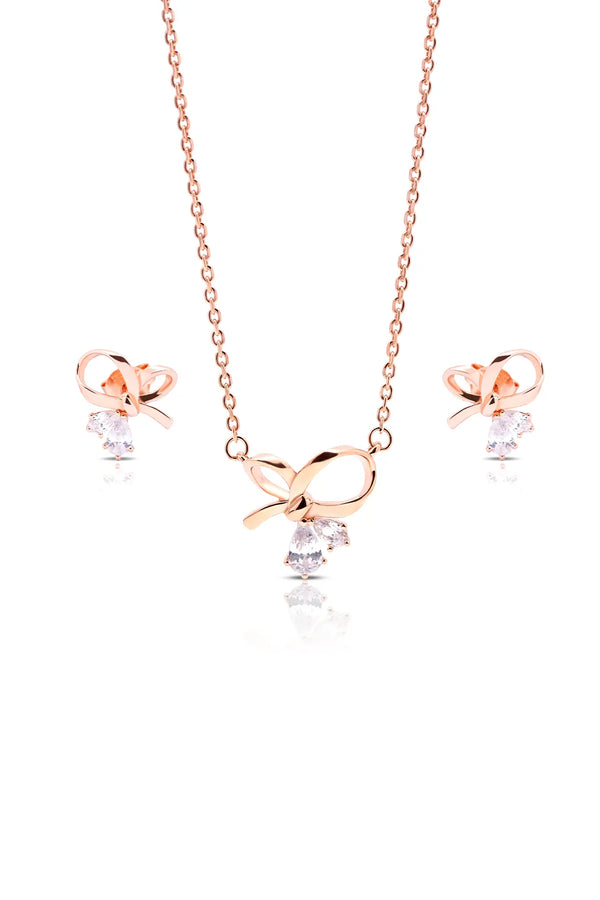 Elvya Silver Pendant and Earrings Set