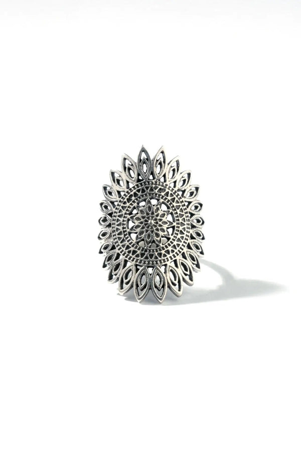 Ekaa Regal Silver Ring Parman