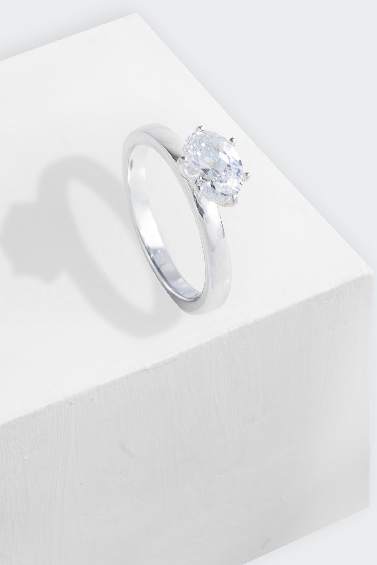 Crysea Silver ring