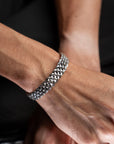 Zephyr Men’s Silver Kada