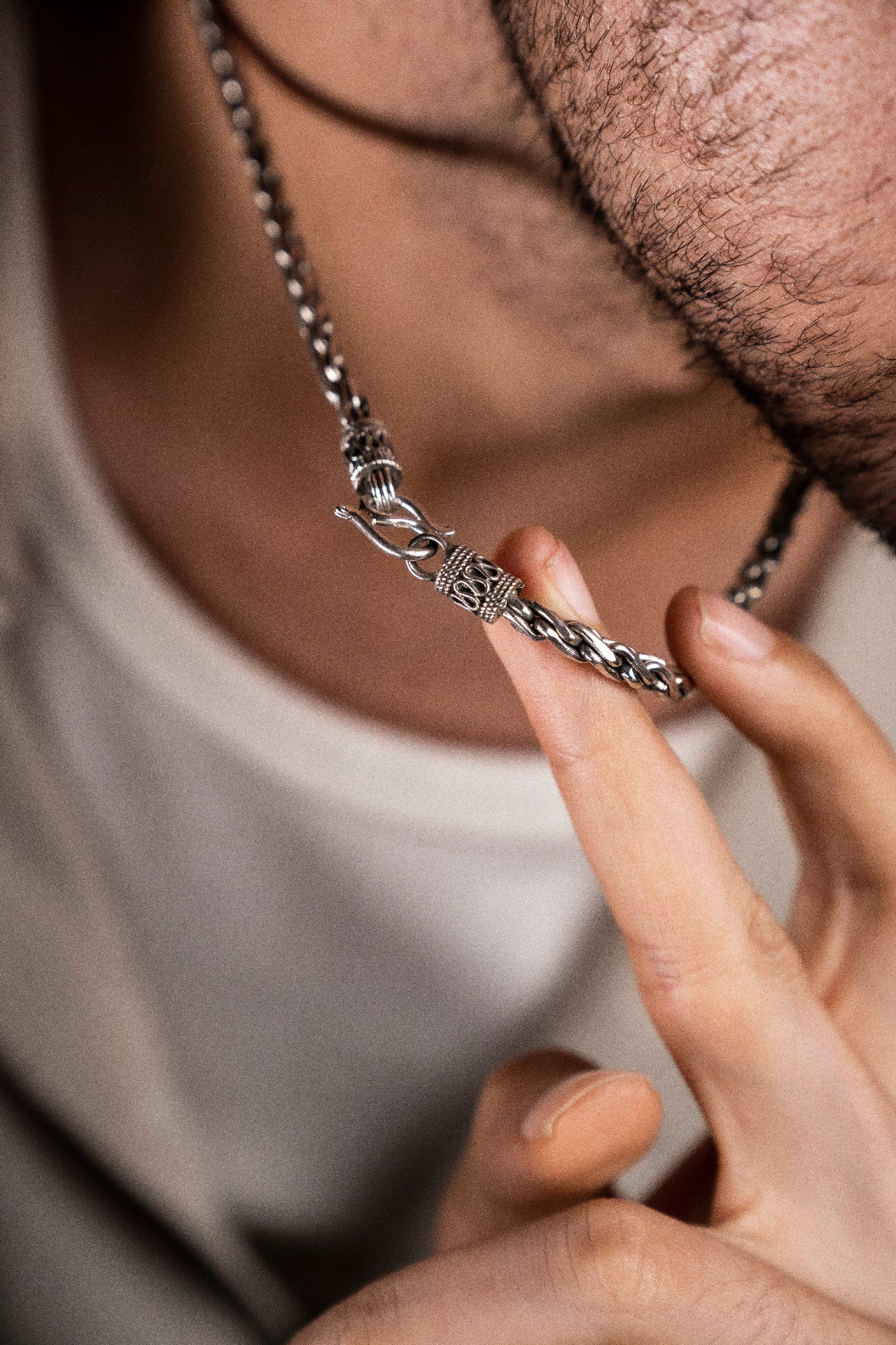 silver neck chain for men