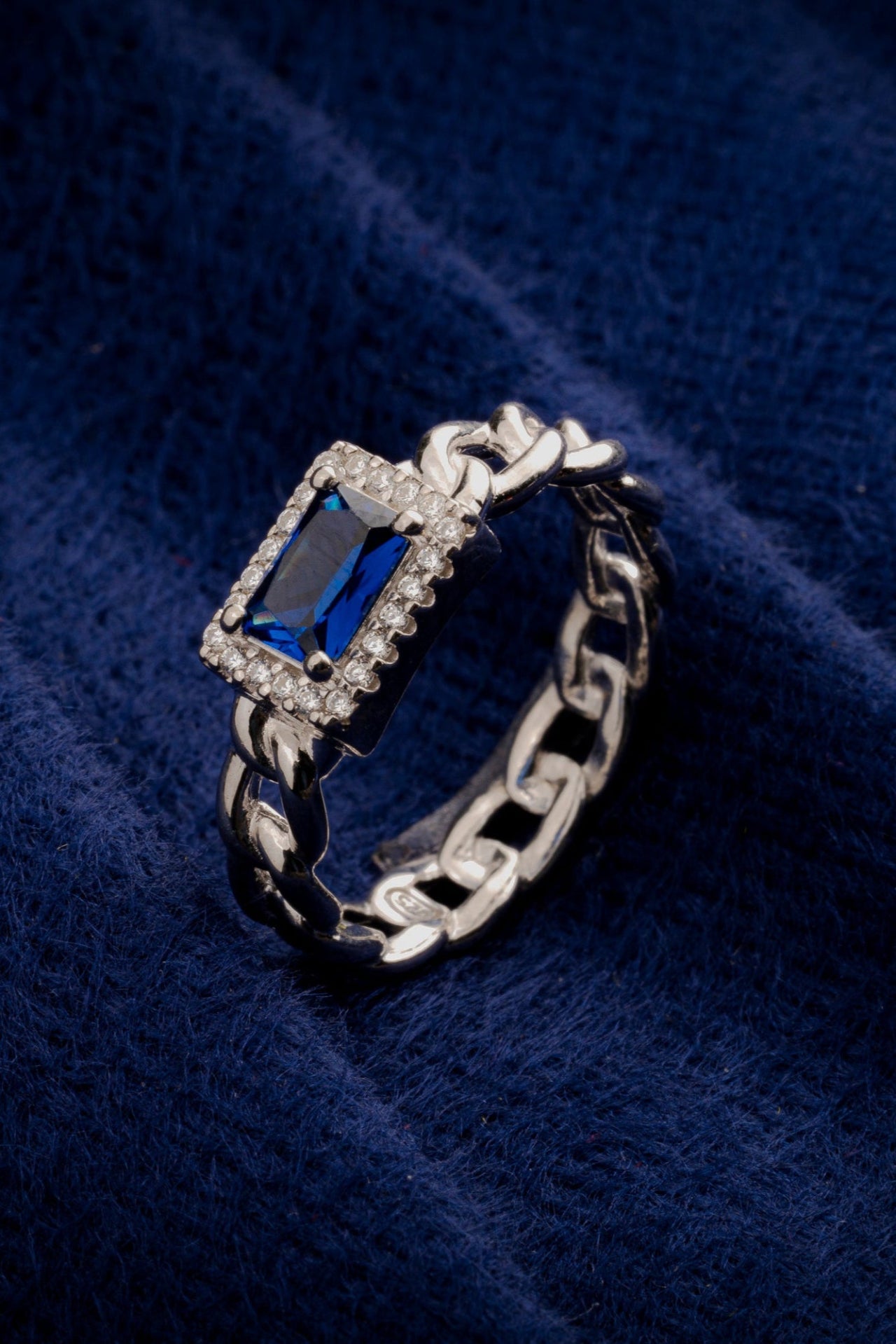 silver ring for girlfriend