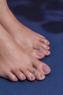 Leafy Elegance Silver Toe Ring