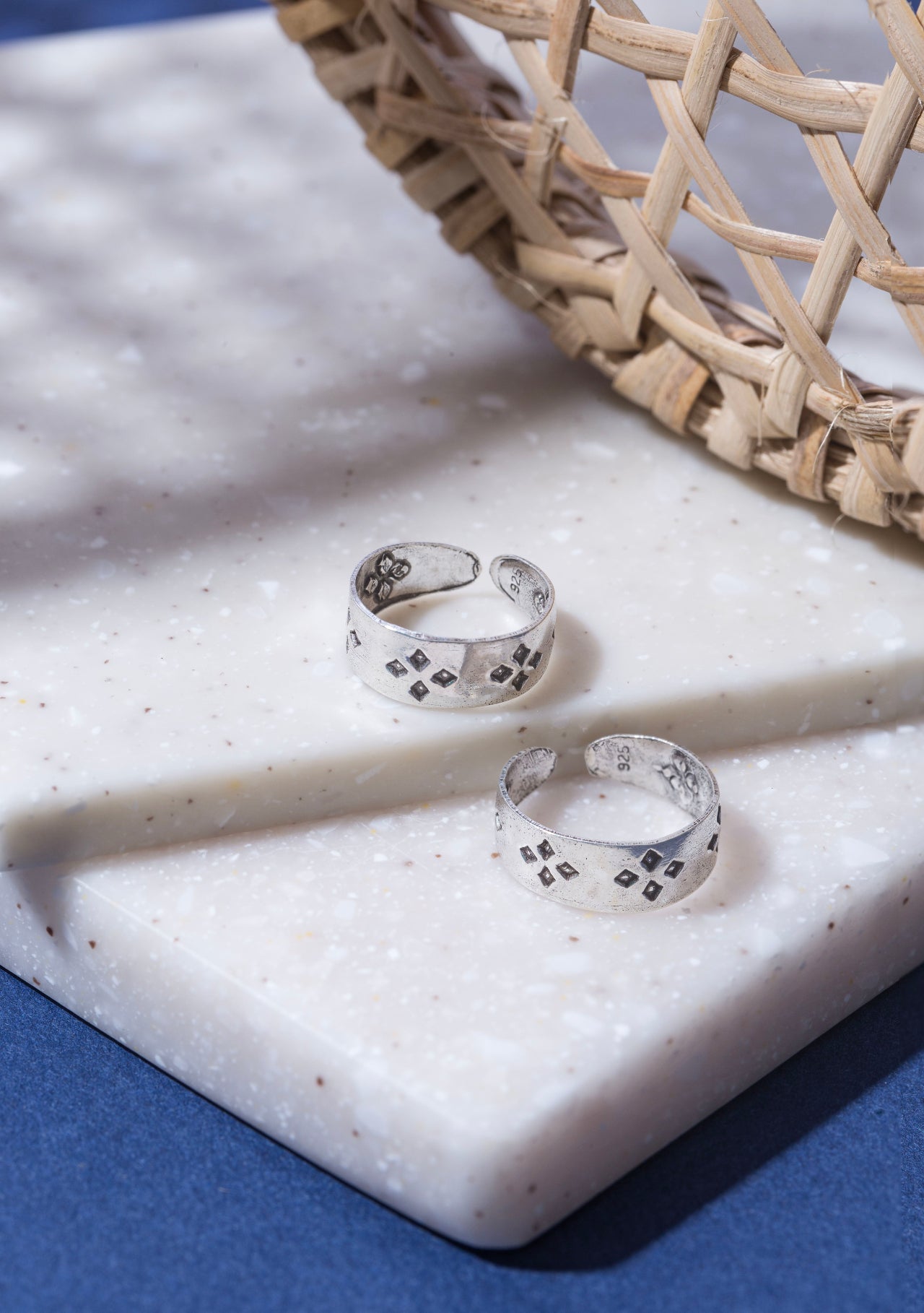 silver toe ring for women