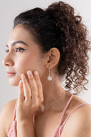 Regina Pearl Silver Earrings