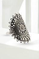 Ekaa Regal Silver Ring